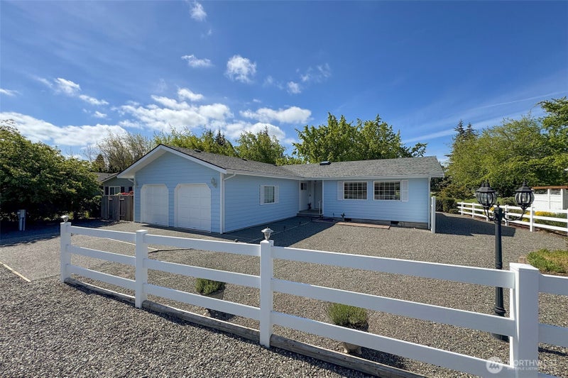 251 Meadowlark Lane