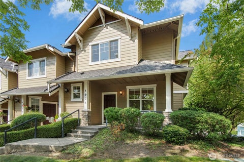 Photo of 1901 NE Killian Lane, Issaquah, WA 98029 (MLS # 2568331)