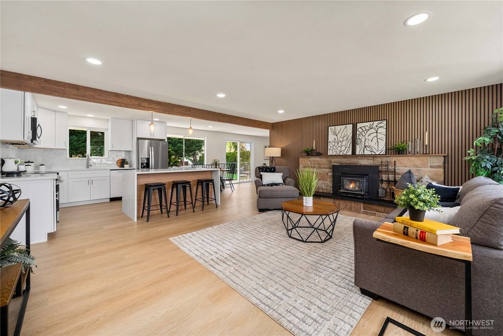 Photo of 25821 145th Place SE, Kent, WA 98042 (MLS # 2349518)