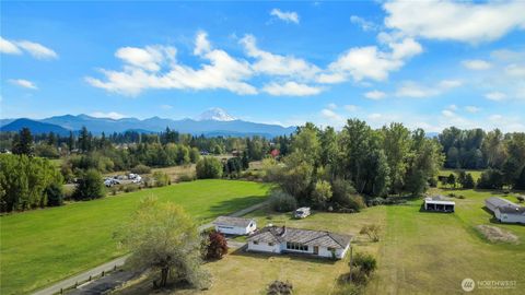 22215 SE 436th Street Enumclaw WA 98022