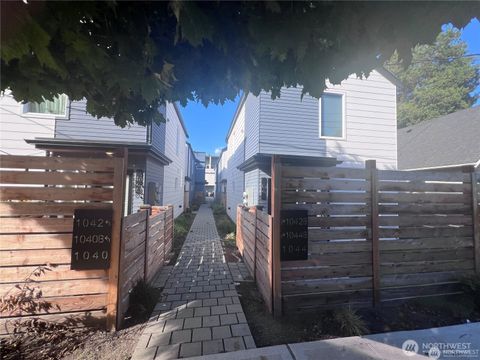 1042 S Donovan Street 5 Seattle WA 98108