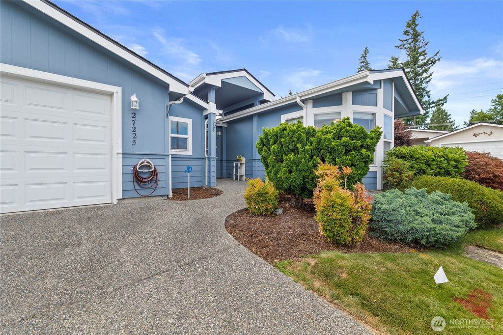 Photo of 27225 217th Place SE #161, Maple Valley, WA 98038 (MLS # 2415799)