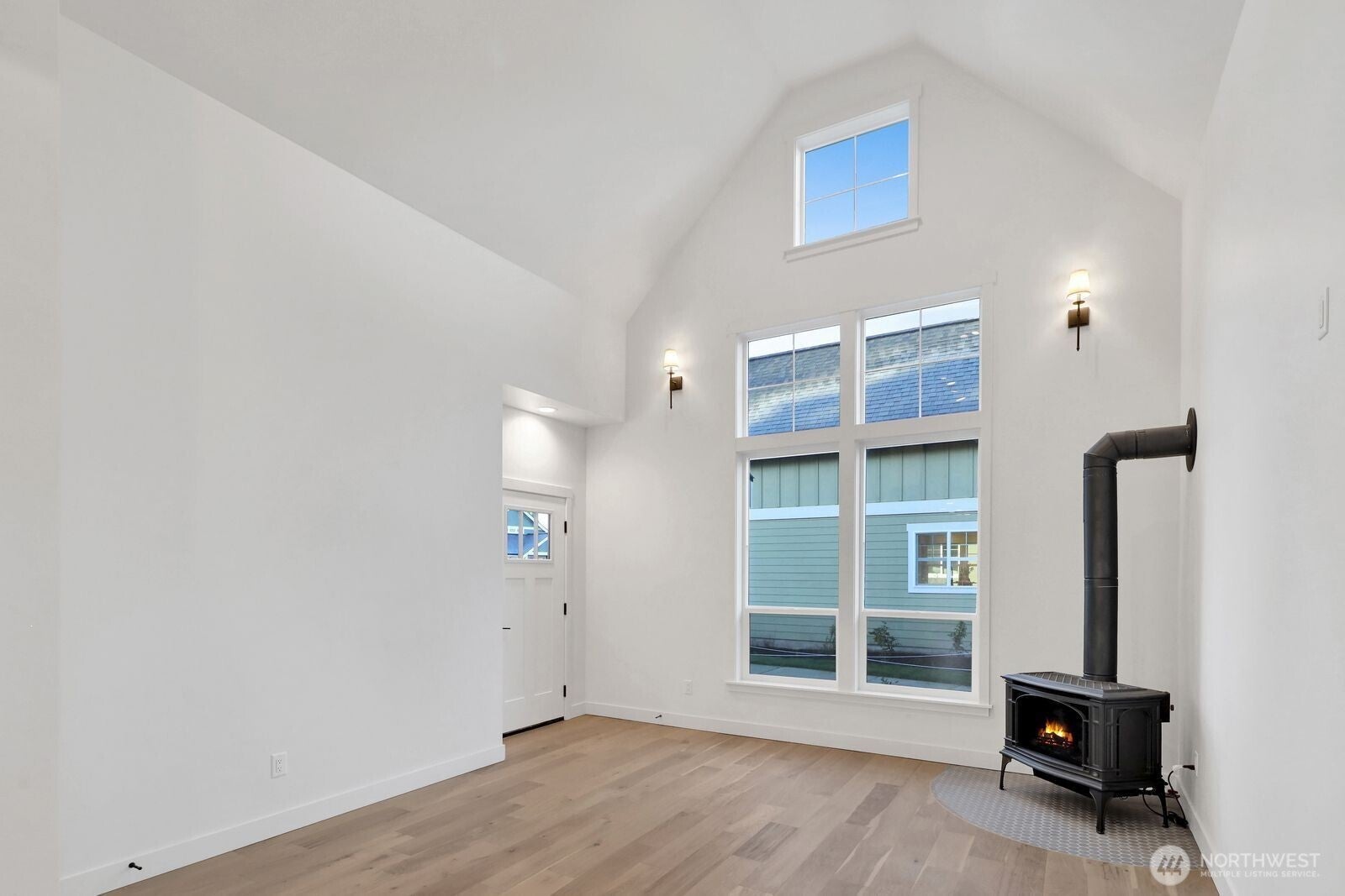 530 E Sunset Drive 14