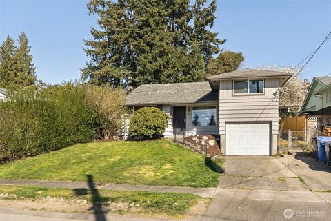 Photo of 8635 S G Street, Tacoma, WA 98444 (MLS # 2504468)