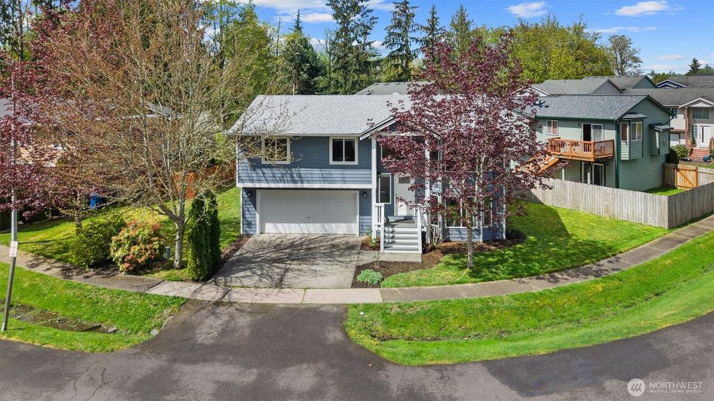 Photo of 810 84th Drive NE, Lake Stevens, WA 98258 (MLS # 2363341)