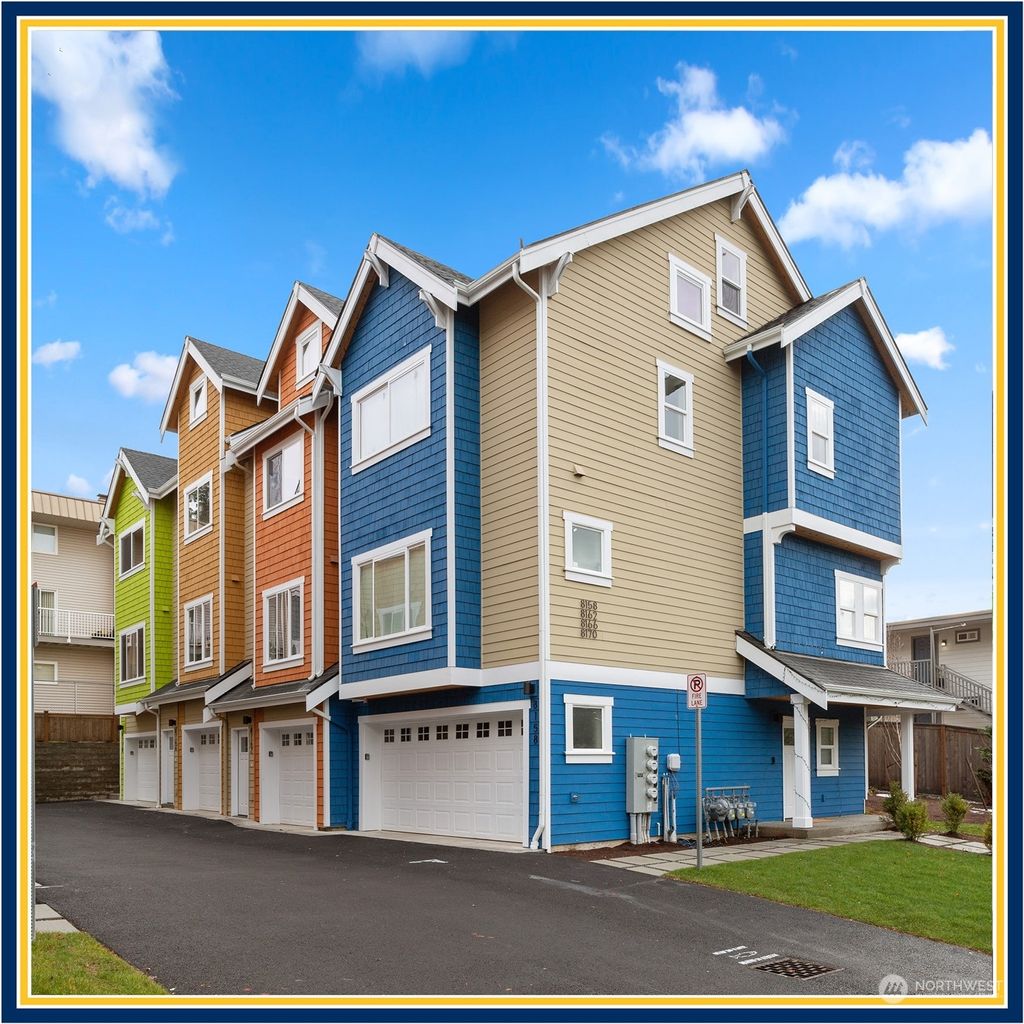 Photo of 8170 169th Avenue NE #8, Redmond, WA 98052 (MLS # 1946265)