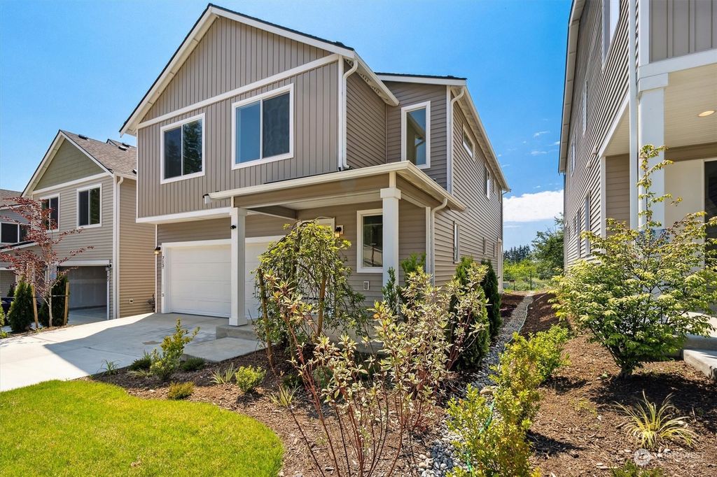 Photo of 7230 42nd Place NE, Marysville, WA 98270 (MLS # 2132197)
