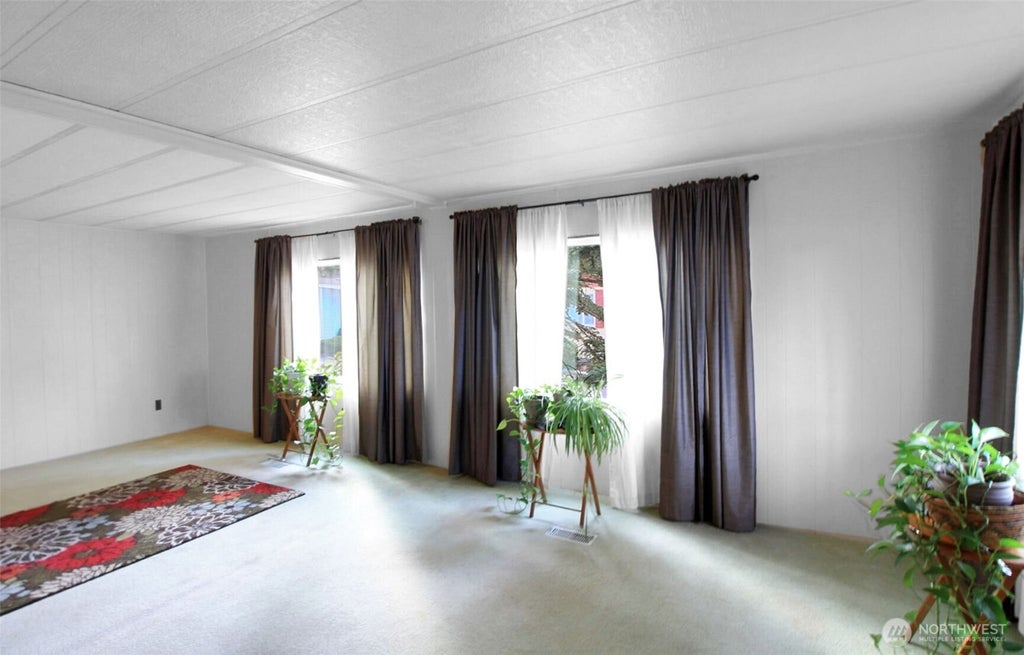 Photo of 620 112th Street SE #174, Everett, WA 98208 (MLS # 2588377)