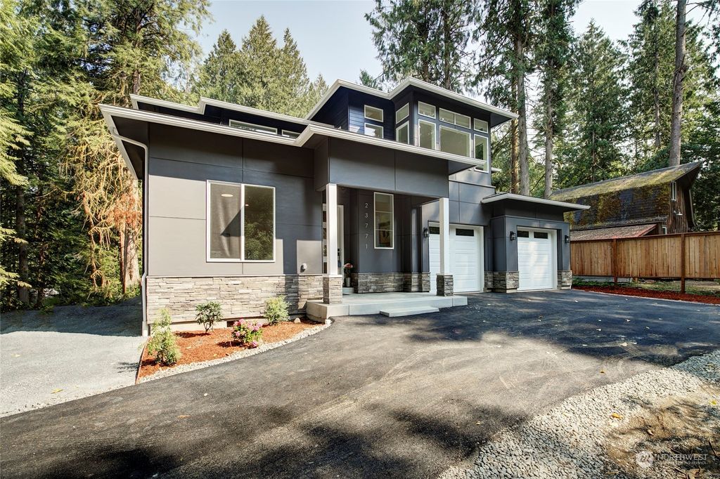 Photo of 23771 SE 132nd Way, Issaquah, WA 98027 (MLS # 2155105)