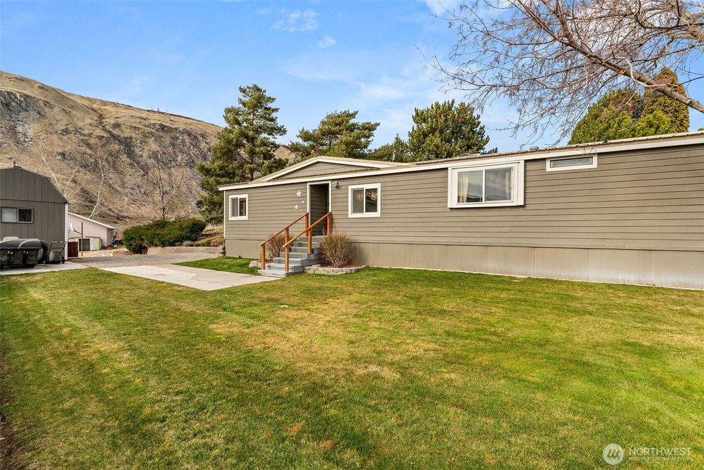 Photo of 384 SR 173, Brewster, WA 98812 (MLS # 2488440)