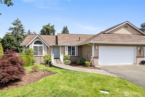 Photo of 8 Lakewood Oaks Drive SW, Lakewood, WA 98499 (MLS # 2543201)