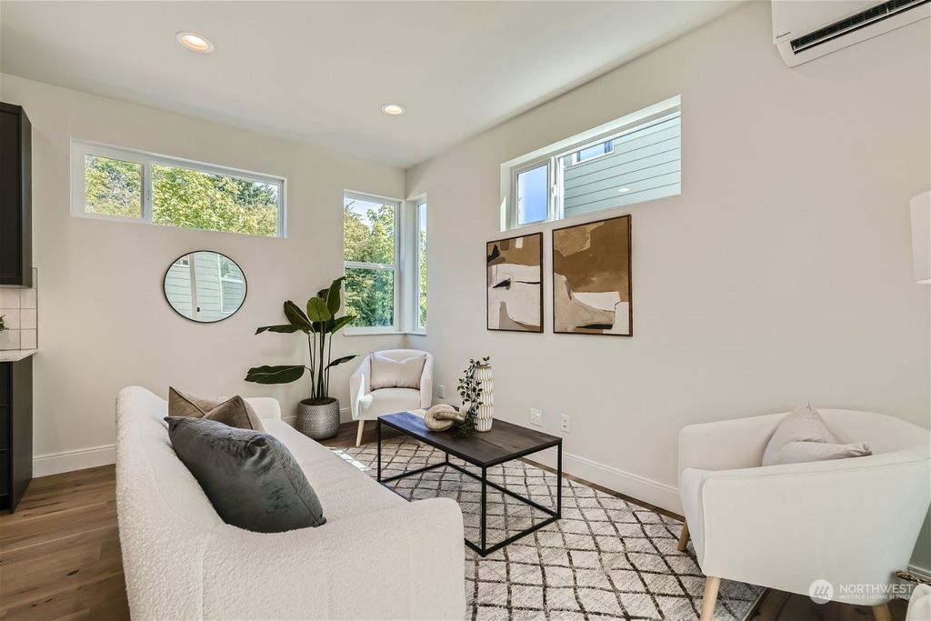 Photo of 1701 S Walker Street, Seattle, WA 98144 (MLS # 2162214)