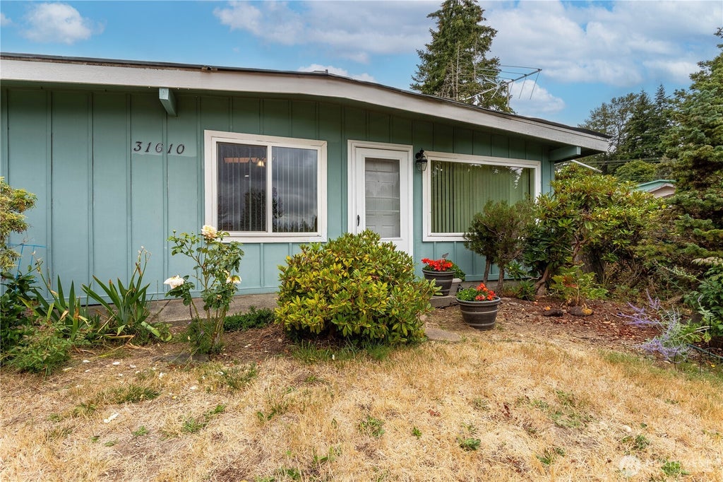 Photo of 31610 7th Place S, Federal Way, WA 98003 (MLS # 2577287)