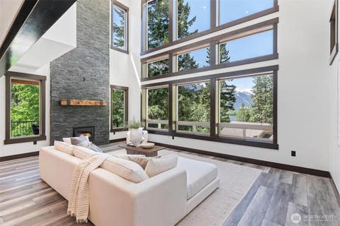 Photo of 36 Fall Creek Lane, Leavenworth, WA 98826 (MLS # 2520970)
