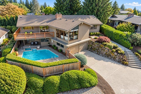 Photo of 5802 111th Avenue SE, Bellevue, WA 98006 (MLS # 2582276)