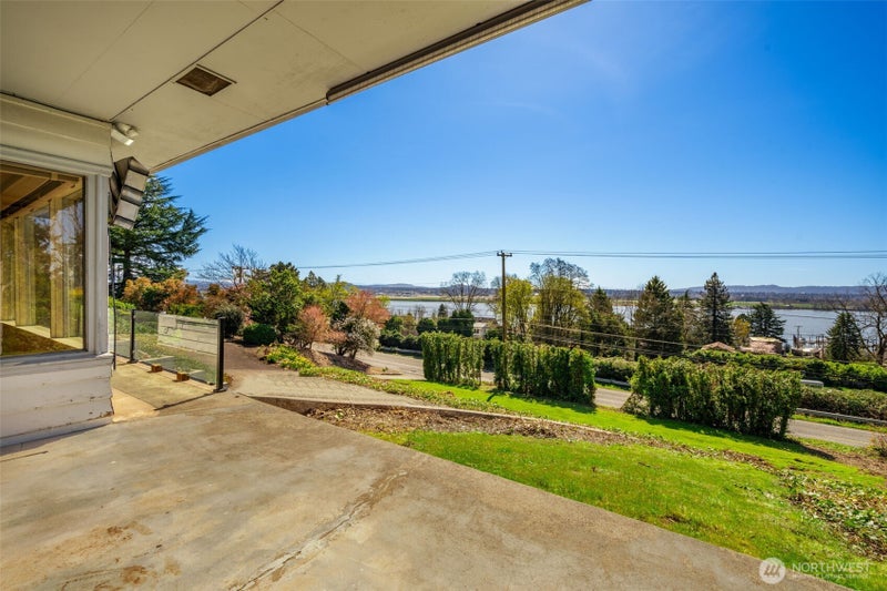 6108 E Evergreen Boulevard