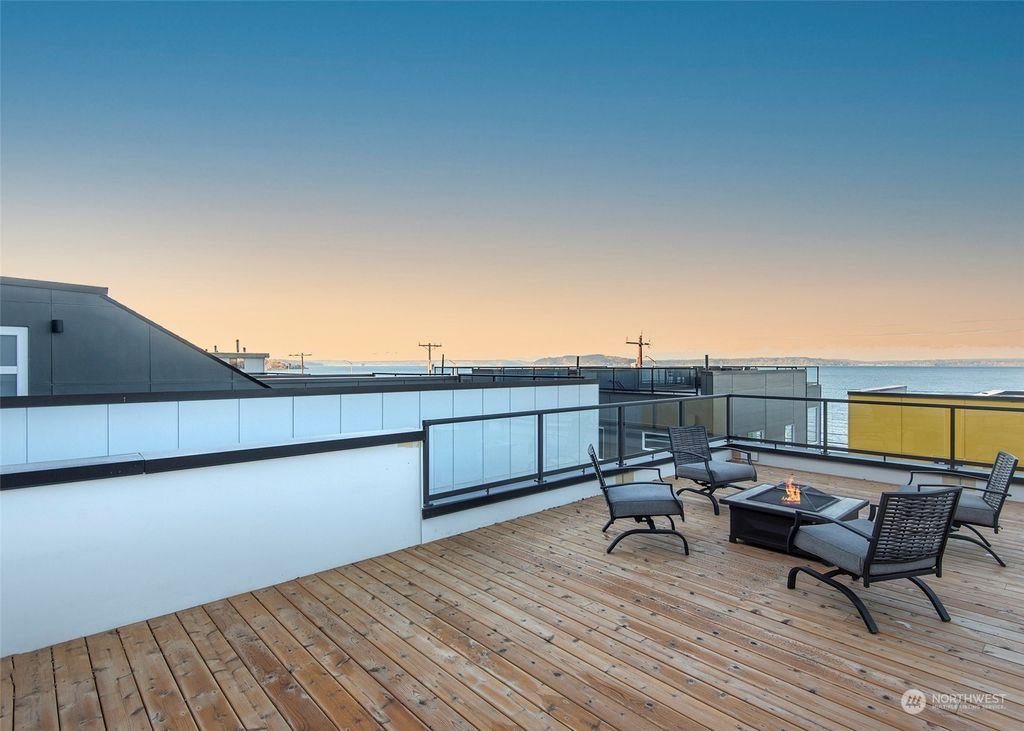 Photo of 1774 Alki Avenue SW #C, Seattle, WA 98116 (MLS # 2003678)