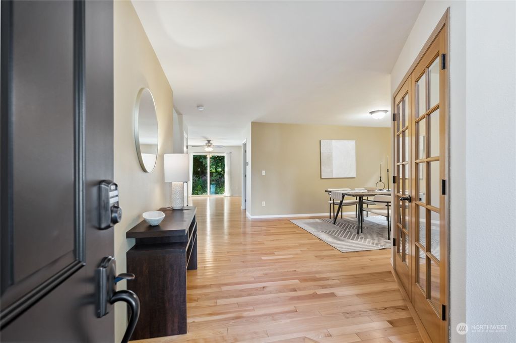 Photo of 23025 NE 81st Street, Redmond, WA 98053 (MLS # 2268084)