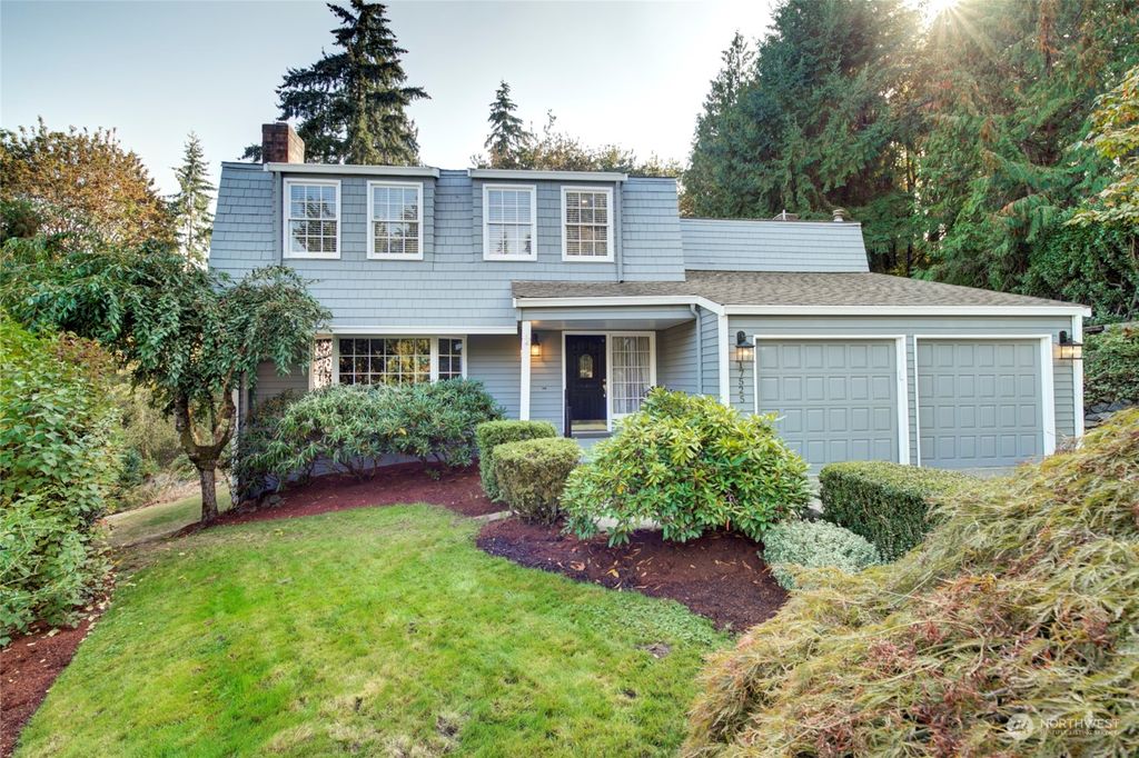 Photo of 17525 NE 31st Court, Redmond, WA 98052 (MLS # 2001902)