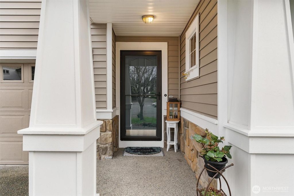 Photo of 23425 SE 261st Court, Maple Valley, WA 98038 (MLS # 2481599)