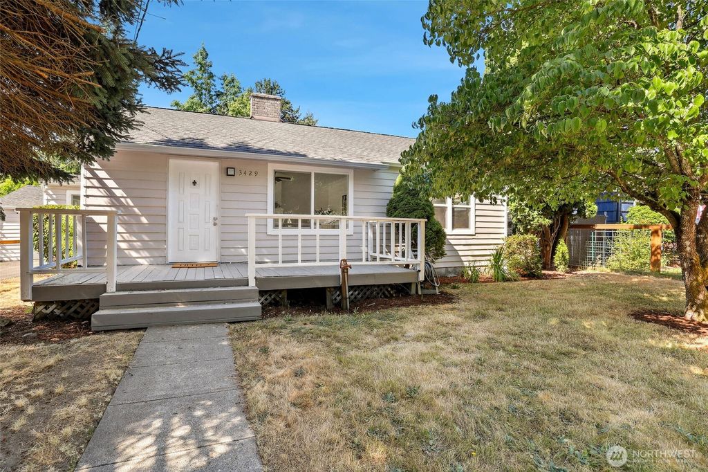 Photo of 3429 SE 5th Street, Renton, WA 98058 (MLS # 2414160)