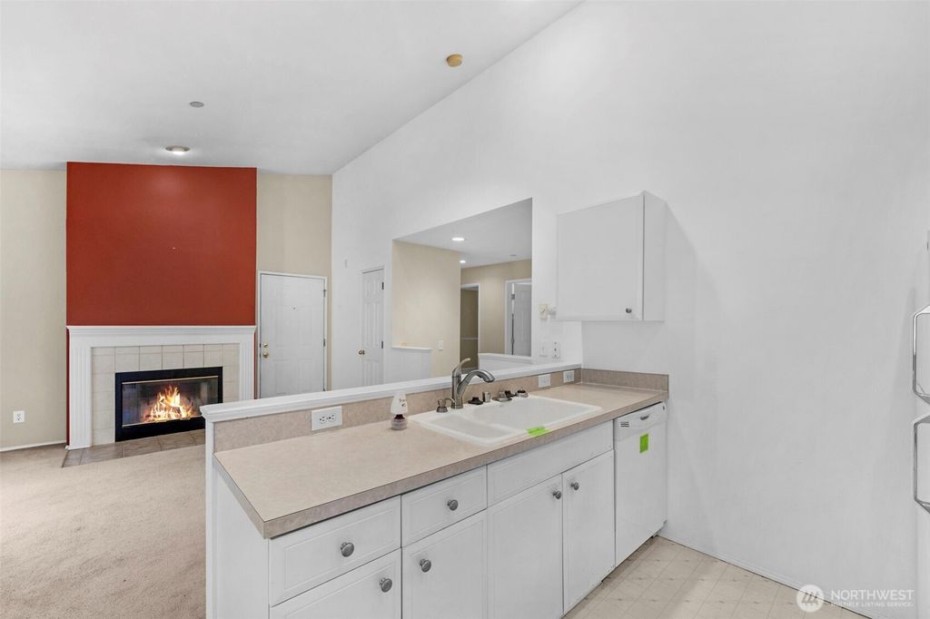 Photo of 6527 200th Street SW #304, Lynnwood, WA 98036 (MLS # 2499489)