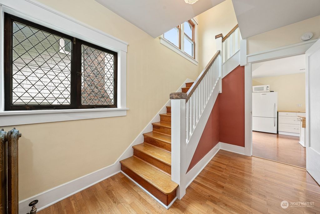 Photo of 1618 34th Avenue, Seattle, WA 98122 (MLS # 2224587)