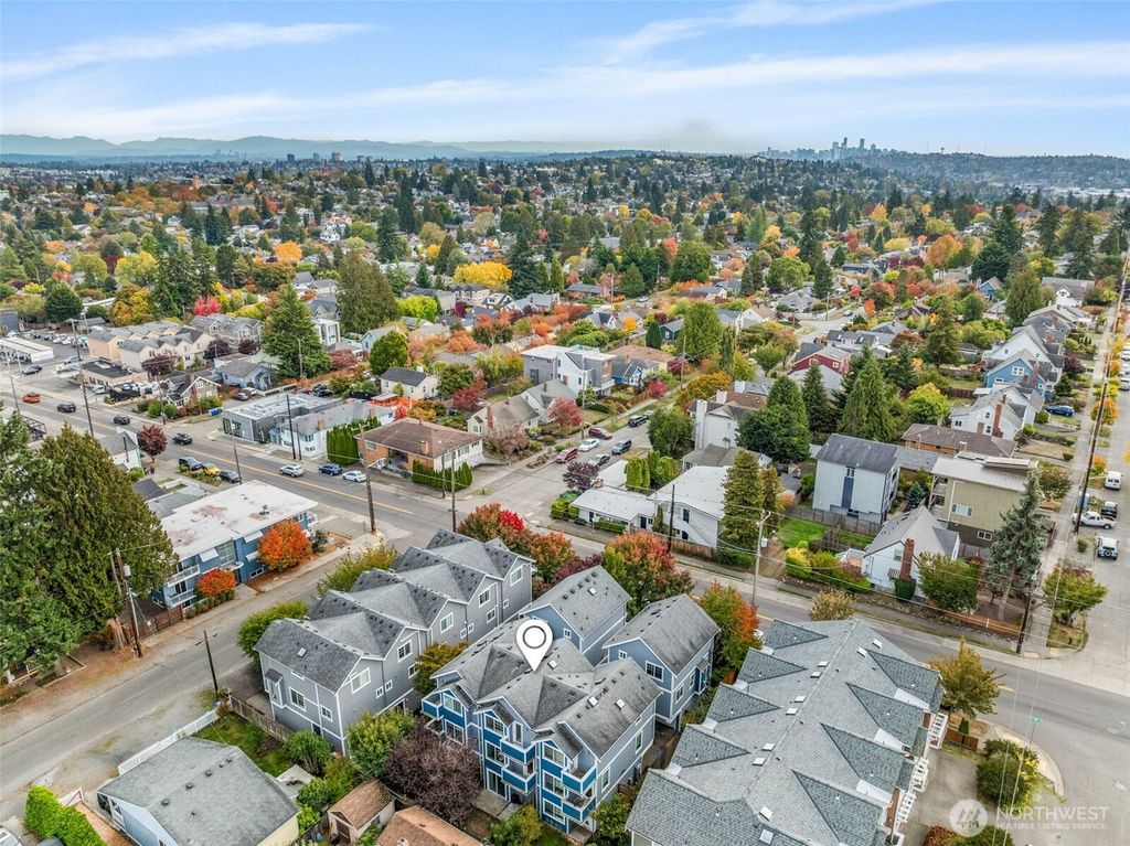 Photo of 910 NW 85th st St #B, Seattle, WA 98117 (MLS # 2445233)