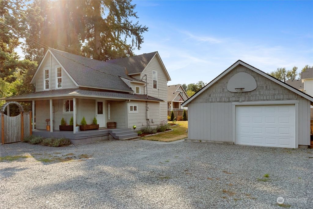 Photo of 13621 S Machias Road, Snohomish, WA 98290 (MLS # 2149541)