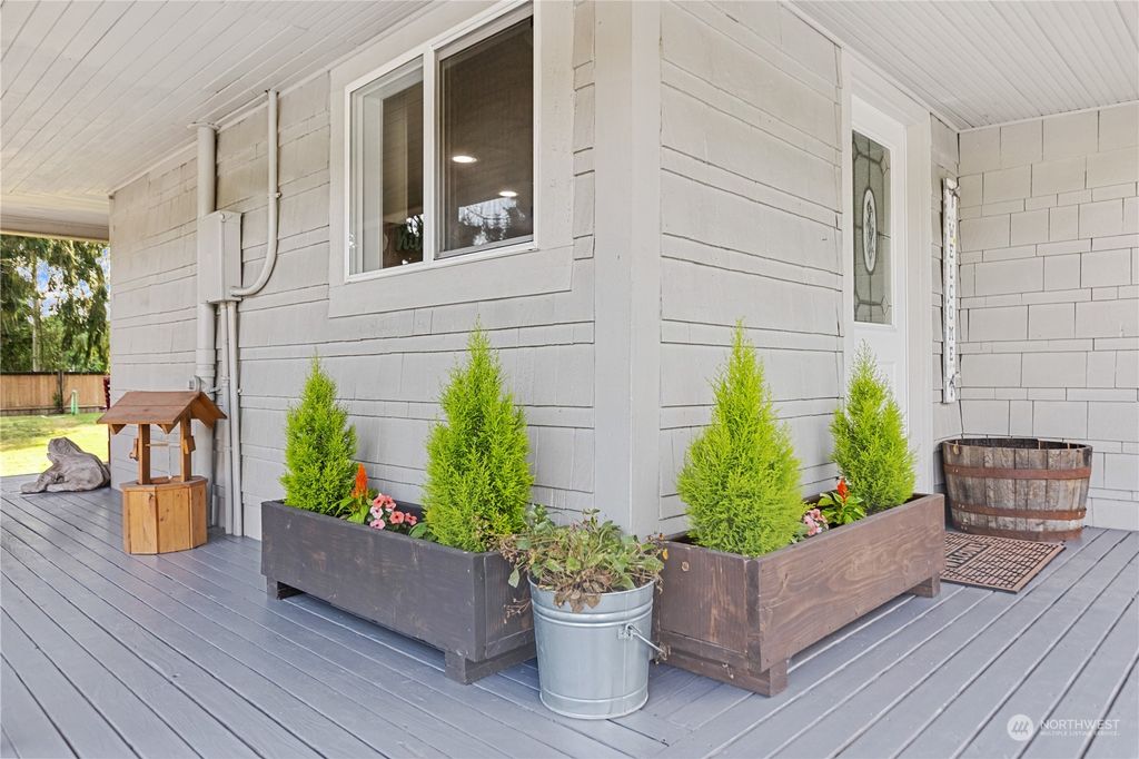 Photo of 13621 S Machias Road, Snohomish, WA 98290 (MLS # 2149541)