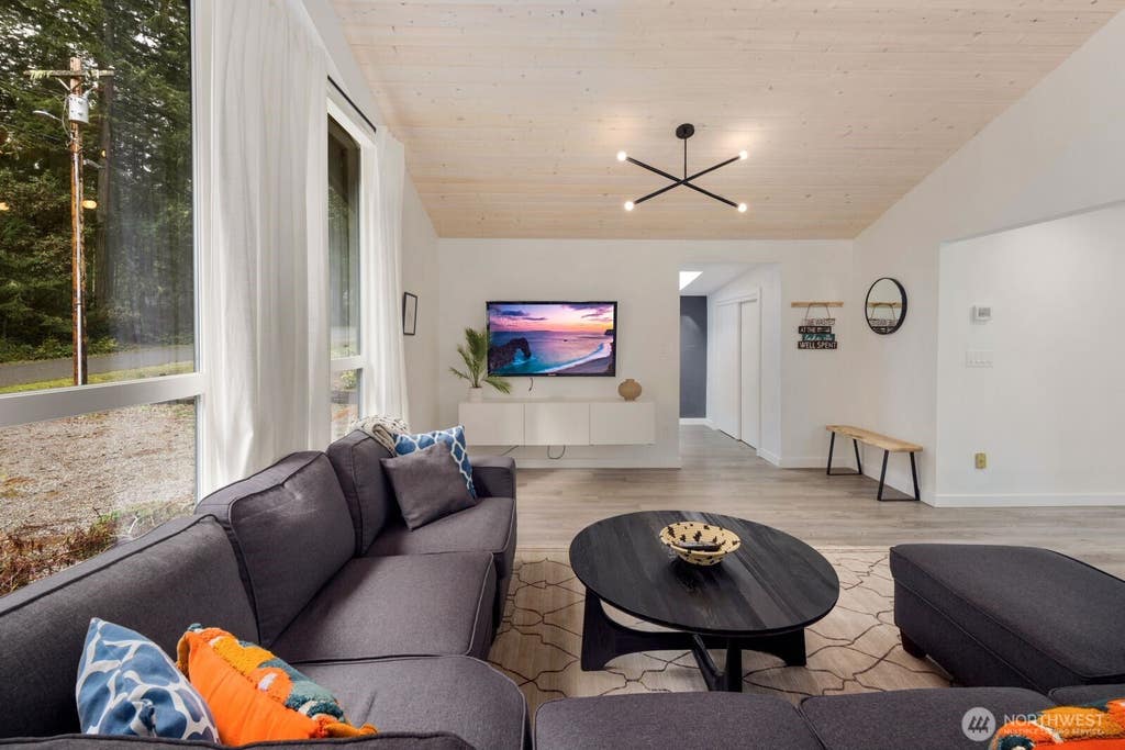 Photo of 11132 Country Club Drive, Anderson Island, WA 98303 (MLS # 2571061)