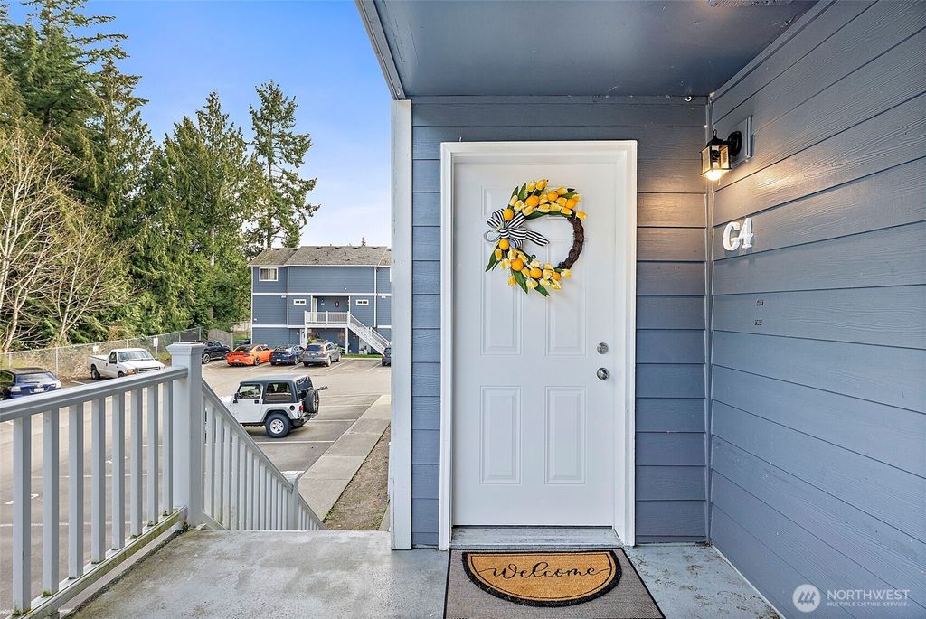 Photo of 3939 10th Street SE #G4, Puyallup, WA 98374 (MLS # 2500818)