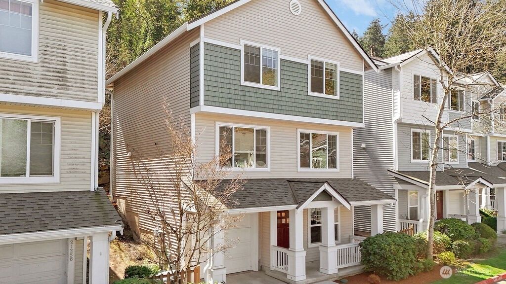 Photo of 21262 40th Way S #32, SeaTac, WA 98198 (MLS # 2507671)