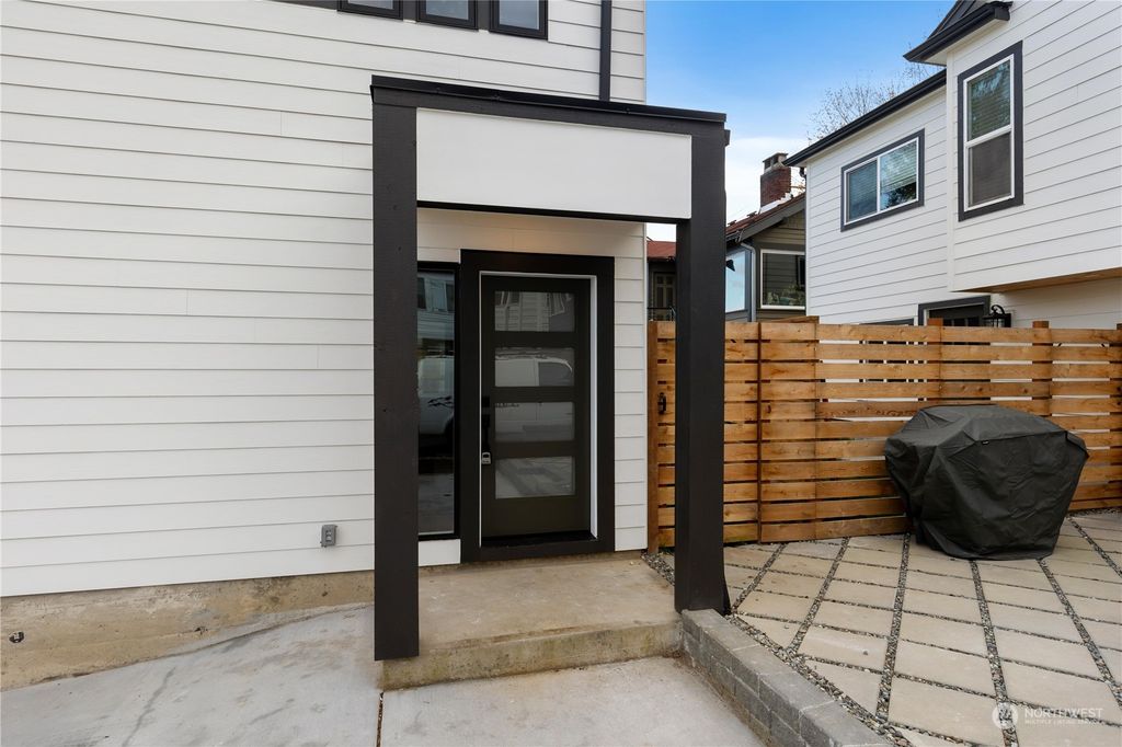 Photo of 3850 35th Avenue SW #B, Seattle, WA 98126 (MLS # 2221513)