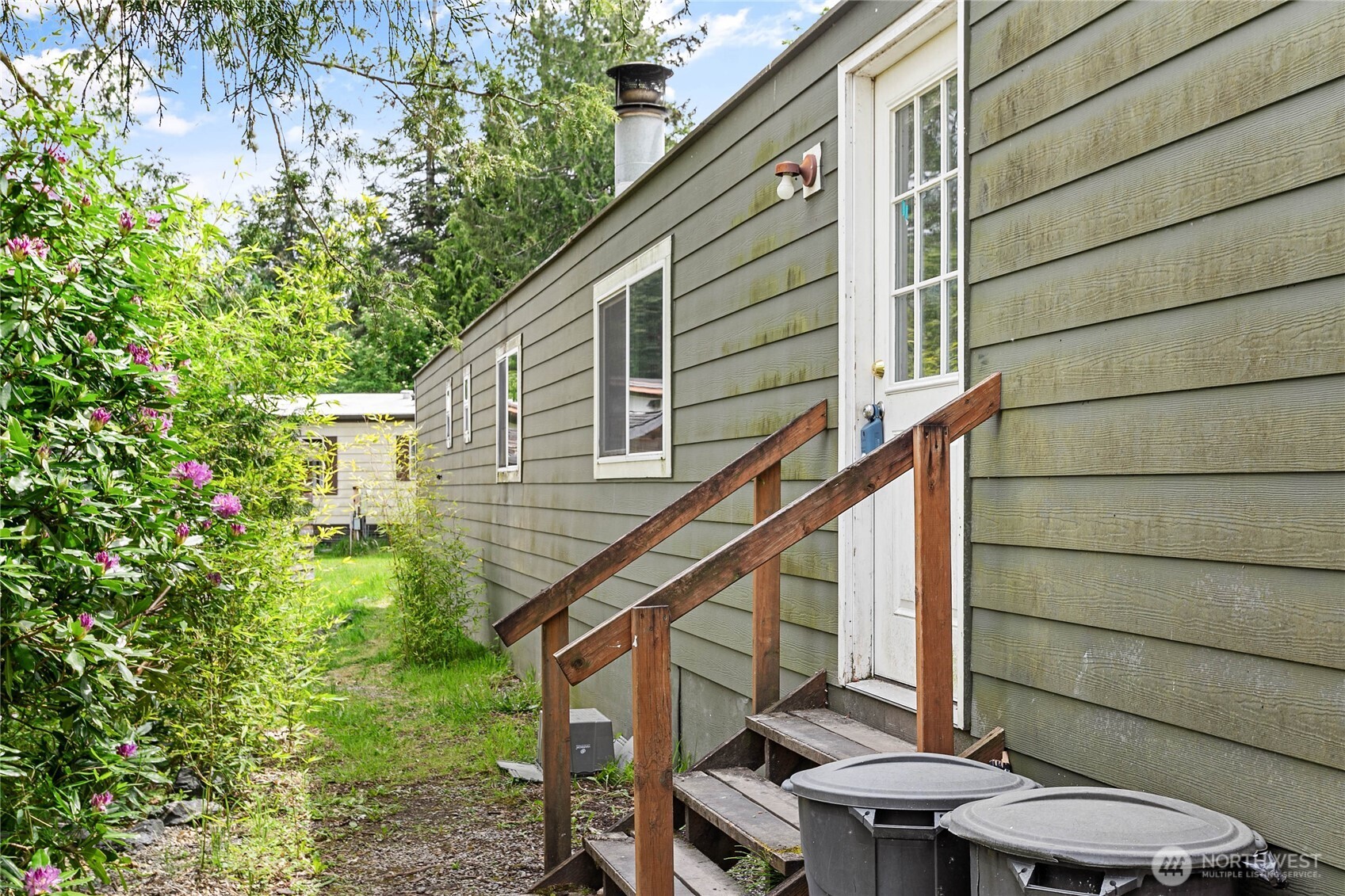 4000 Flynn Street 55
