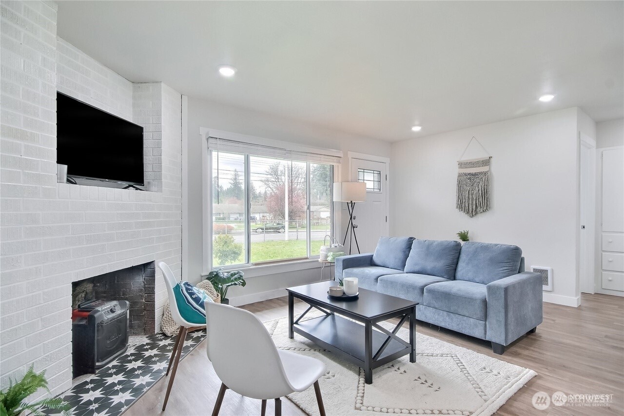 6803 Steilacoom Boulevard SW