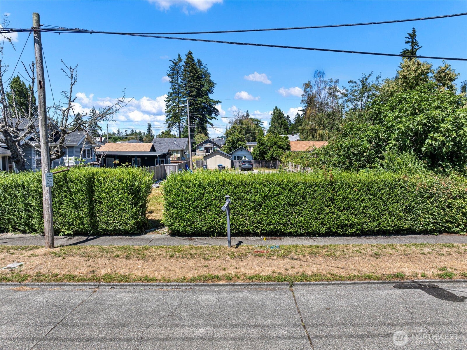 2212 2214 10th Street