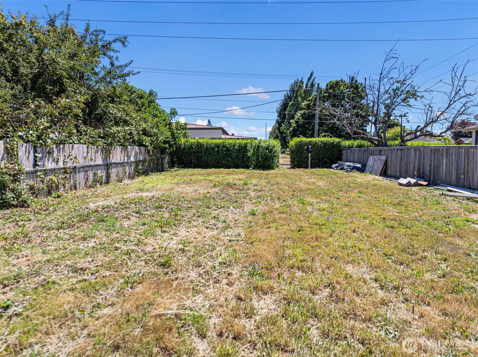2212 2214 10th Street