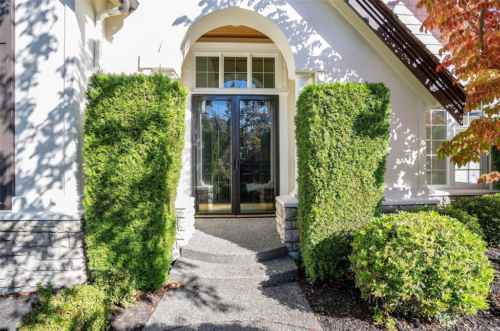 Photo of 35204 SE Augusta Place, Snoqualmie, WA 98065 (MLS # 2588412)