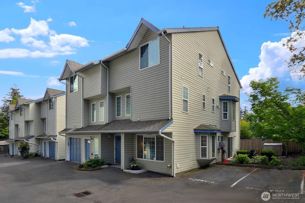 Photo of 12549 Roosevelt Way NE #13, Seattle, WA 98125 (MLS # 2375556)