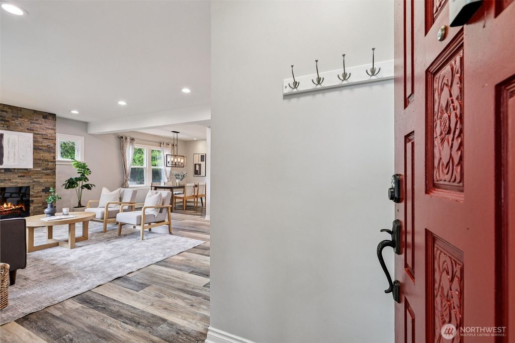 Photo of 8258 Interlake Avenue N, Seattle, WA 98103 (MLS # 2426892)