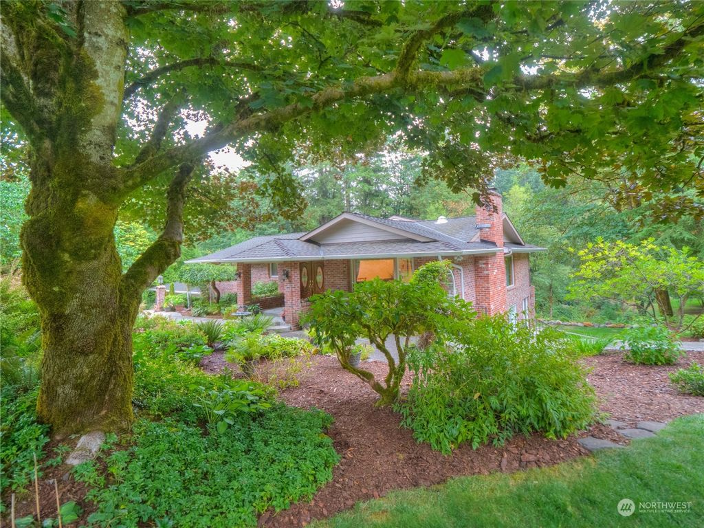 Photo of 39626 226th Avenue SE, Enumclaw, WA 98022 (MLS # 2157088)