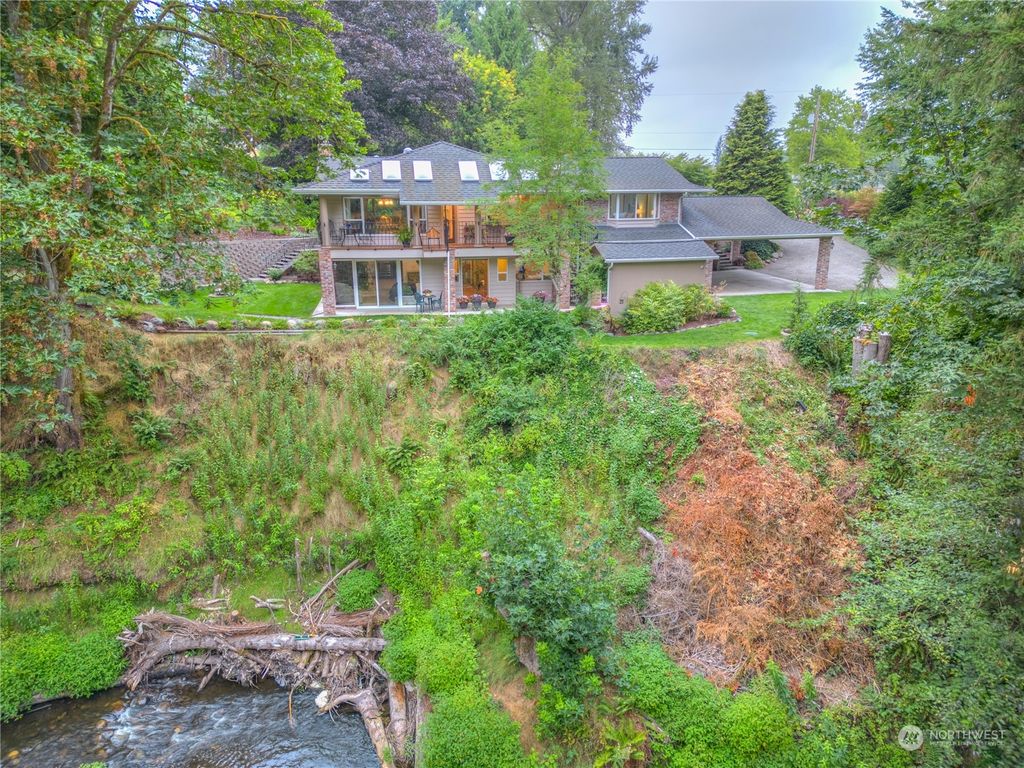 Photo of 39626 226th Avenue SE, Enumclaw, WA 98022 (MLS # 2157088)