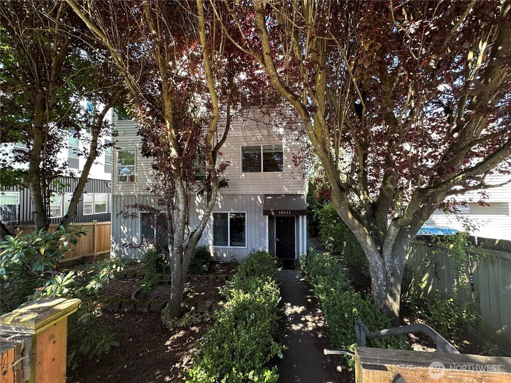Photo of 10511 Midvale Avenue N #202, Seattle, WA 98133 (MLS # 2401250)
