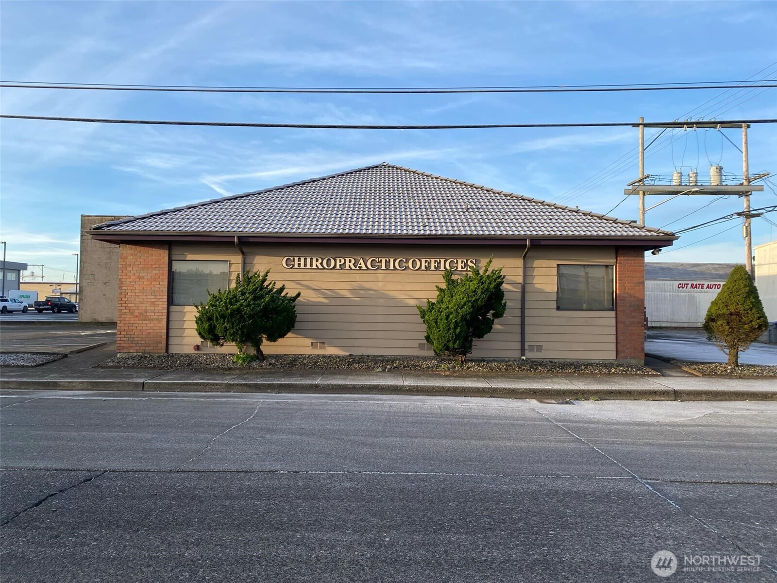 400 W Wishkah Street