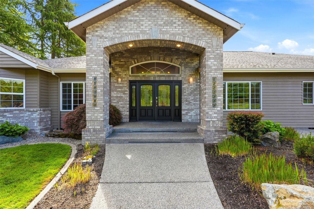 Photo of 1130 150th Place NW, Marysville, WA 98271 (MLS # 2500732)
