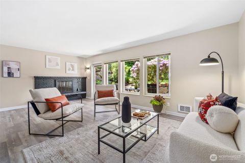 Photo of 75 E Lynn Street #B, Seattle, WA 98102 (MLS # 2526106)