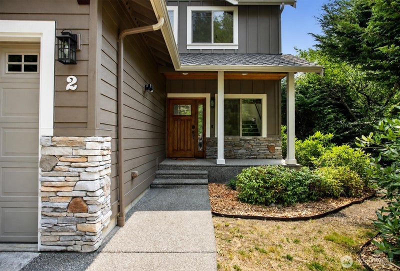 2 Bowline Court