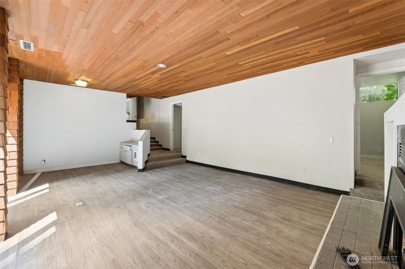 10702 Hill Terrace SW Terrace SW
