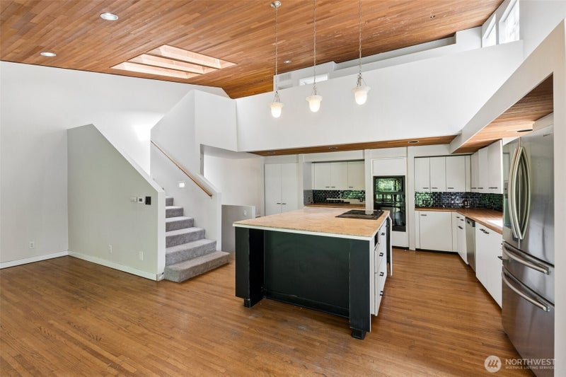 10702 Hill Terrace SW Terrace SW